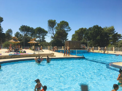 La piscine municipale de Charleval